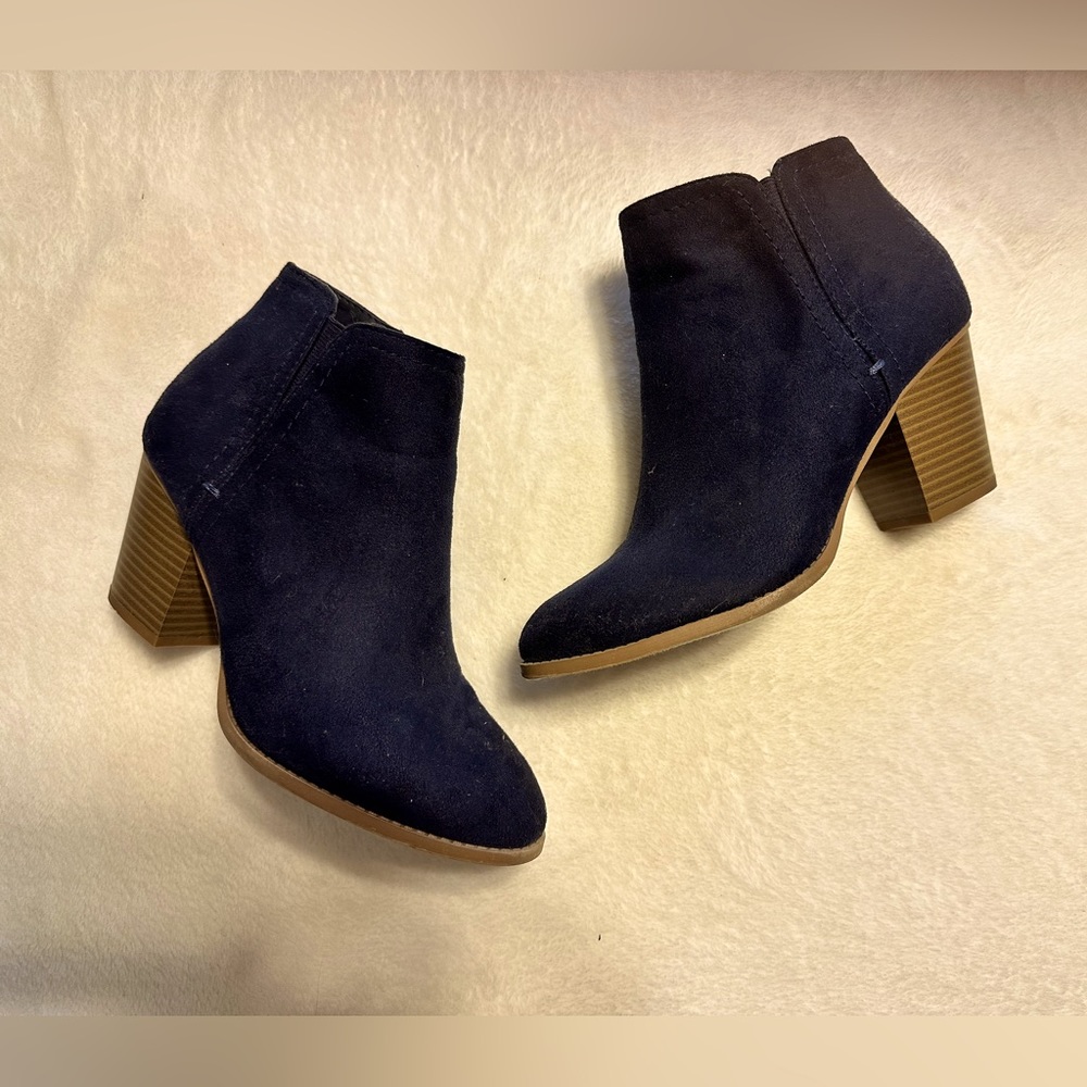 Navy suede ankle boots. Size 7